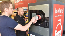 The reverse vending machines offer users a 10p discount coupon for every plastic bottle inserted